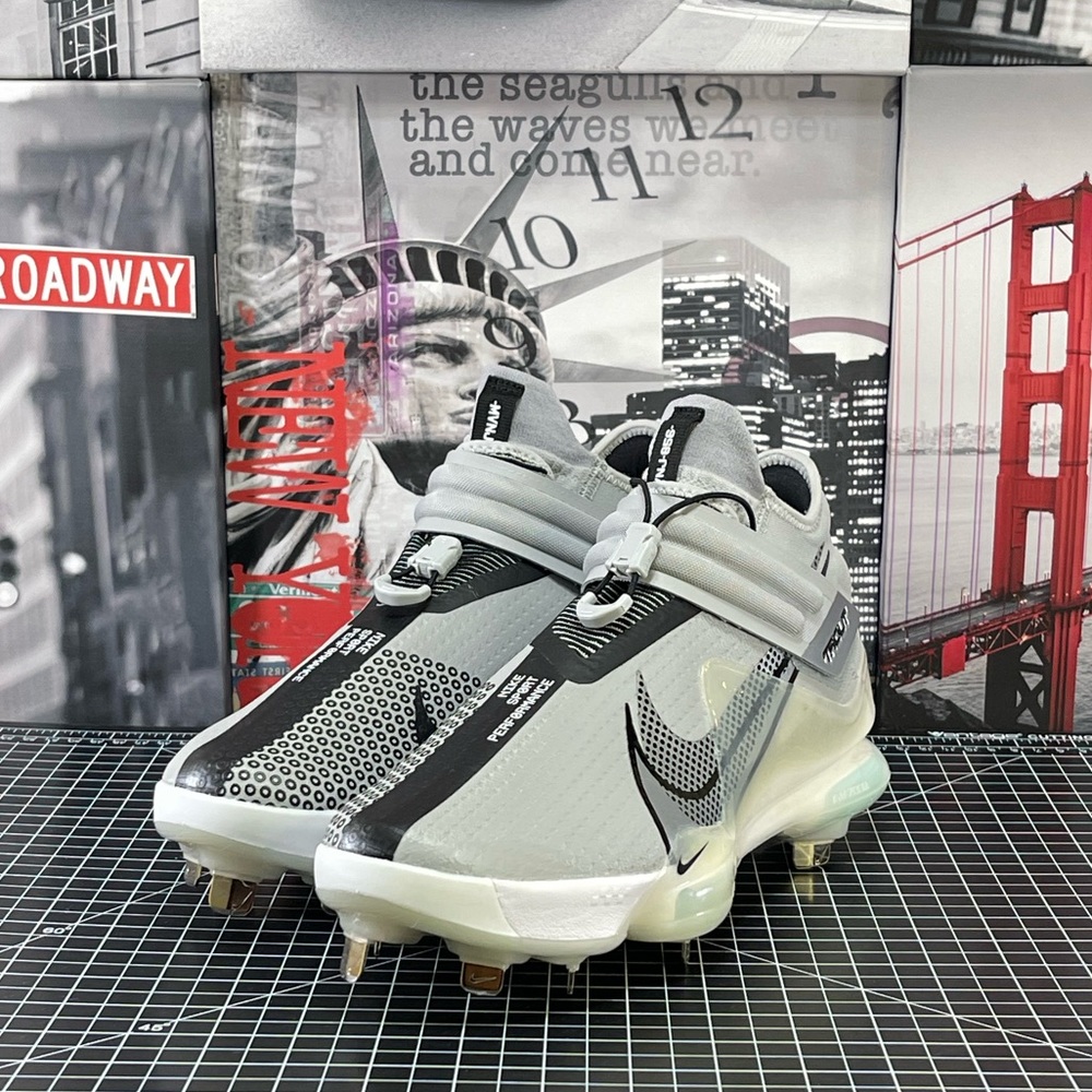 Nike Force Zoom Trout 7 Pro Mid Baseball Cleats Smoke Gray Size 9 US GCI3134-023